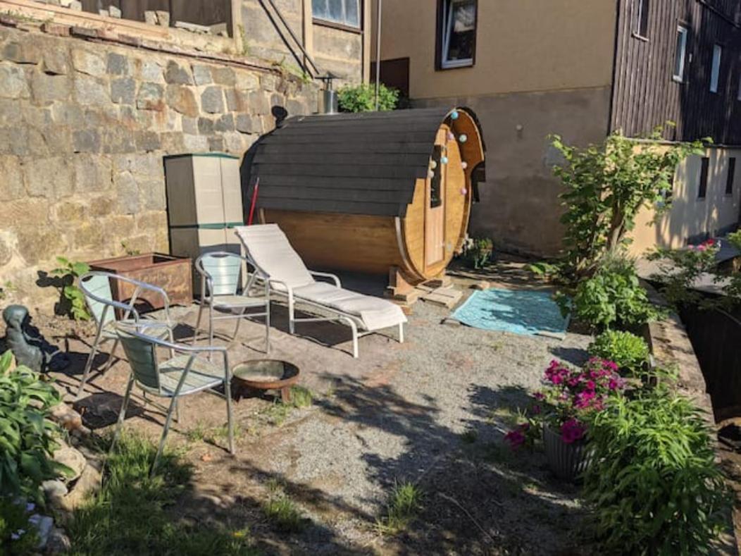 Appartement Urlaubstraum Mit Pool, Terrasse & Fluss Im Garten - Ut à Sebnitz Extérieur photo