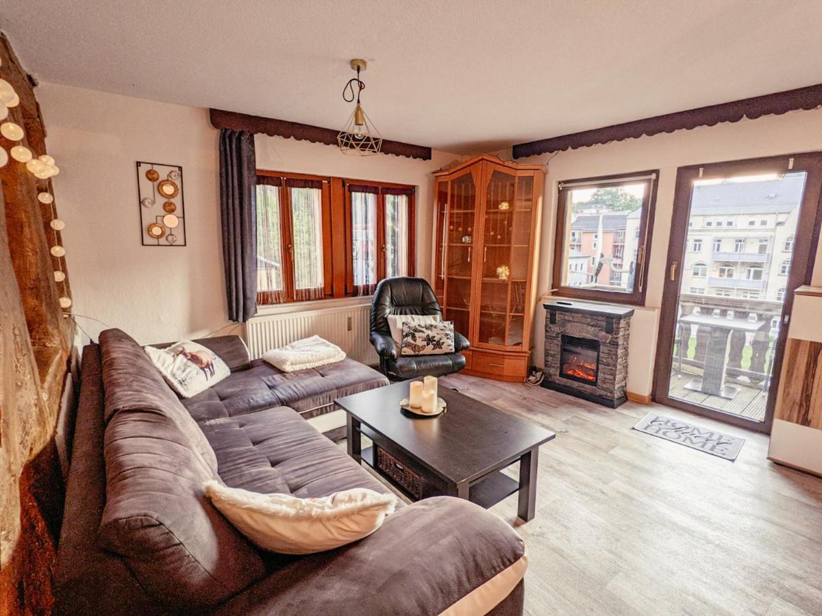 Appartement Urlaubstraum Mit Pool, Terrasse & Fluss Im Garten - Ut à Sebnitz Extérieur photo