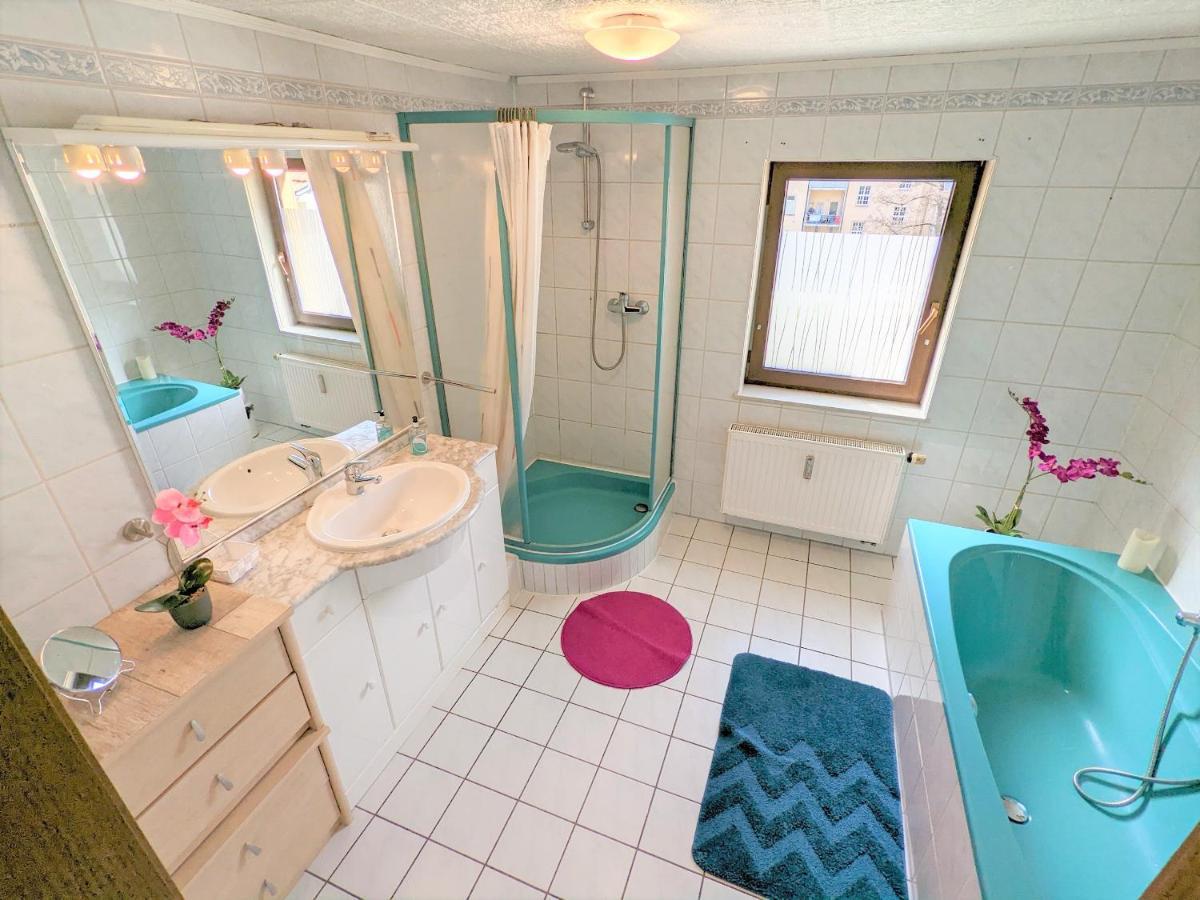 Appartement Urlaubstraum Mit Pool, Terrasse & Fluss Im Garten - Ut à Sebnitz Extérieur photo