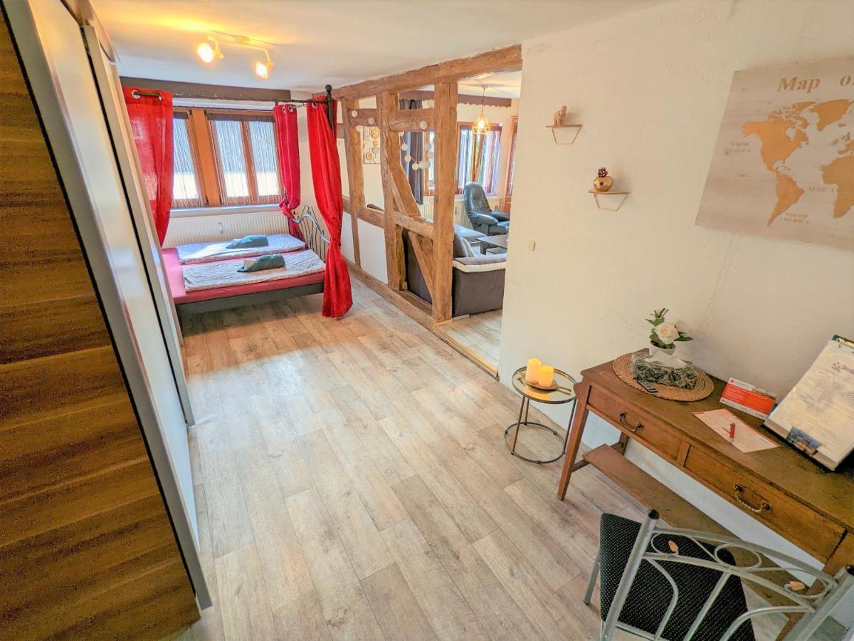 Appartement Urlaubstraum Mit Pool, Terrasse & Fluss Im Garten - Ut à Sebnitz Extérieur photo